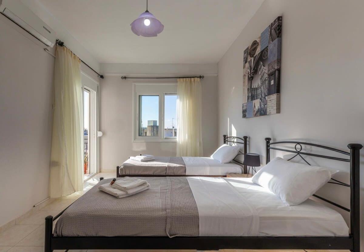 Comfy Central Square Gem With Balcony Apartment Kalamata Exterior photo